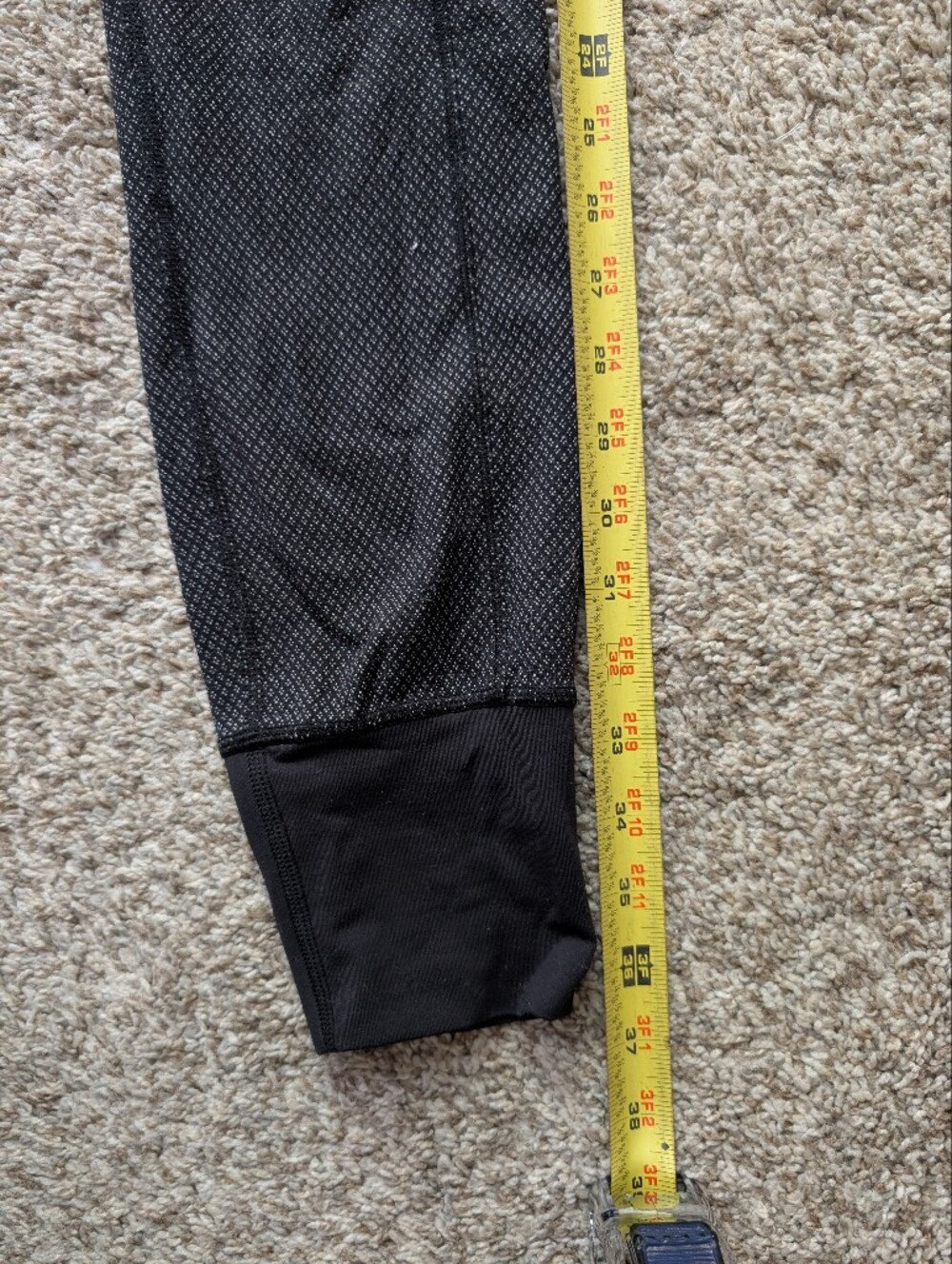 Lululemon Black Leggings With Micro Diamond‎ Design Women's Sz 6 Leg Pockets - Picture 9 of 10
